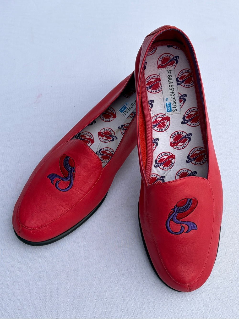 Womens 8.5W “Red Hat Society” Red Leather Flats Grasshoppers Original With Logo